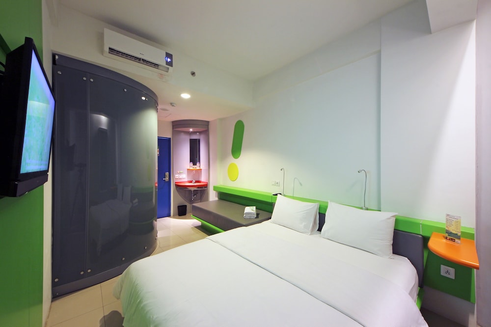 POP! HOTEL TEBET JAKARTA 7/29