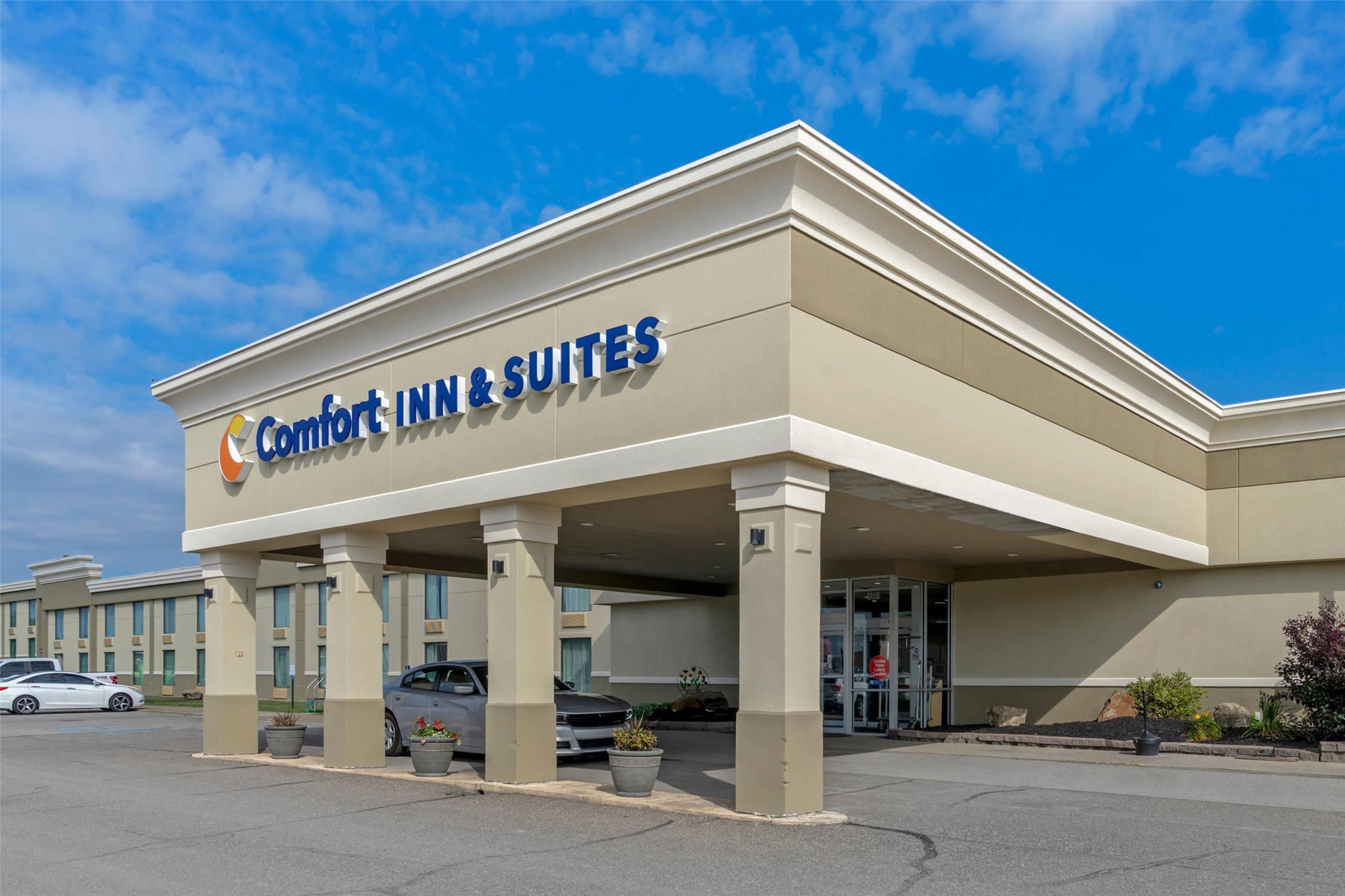 Comfort Inn & Suites Triadelphia - Wheeling 3/38