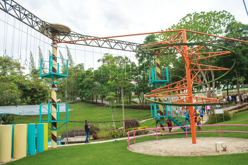 Brookside Valley Resort 63/77