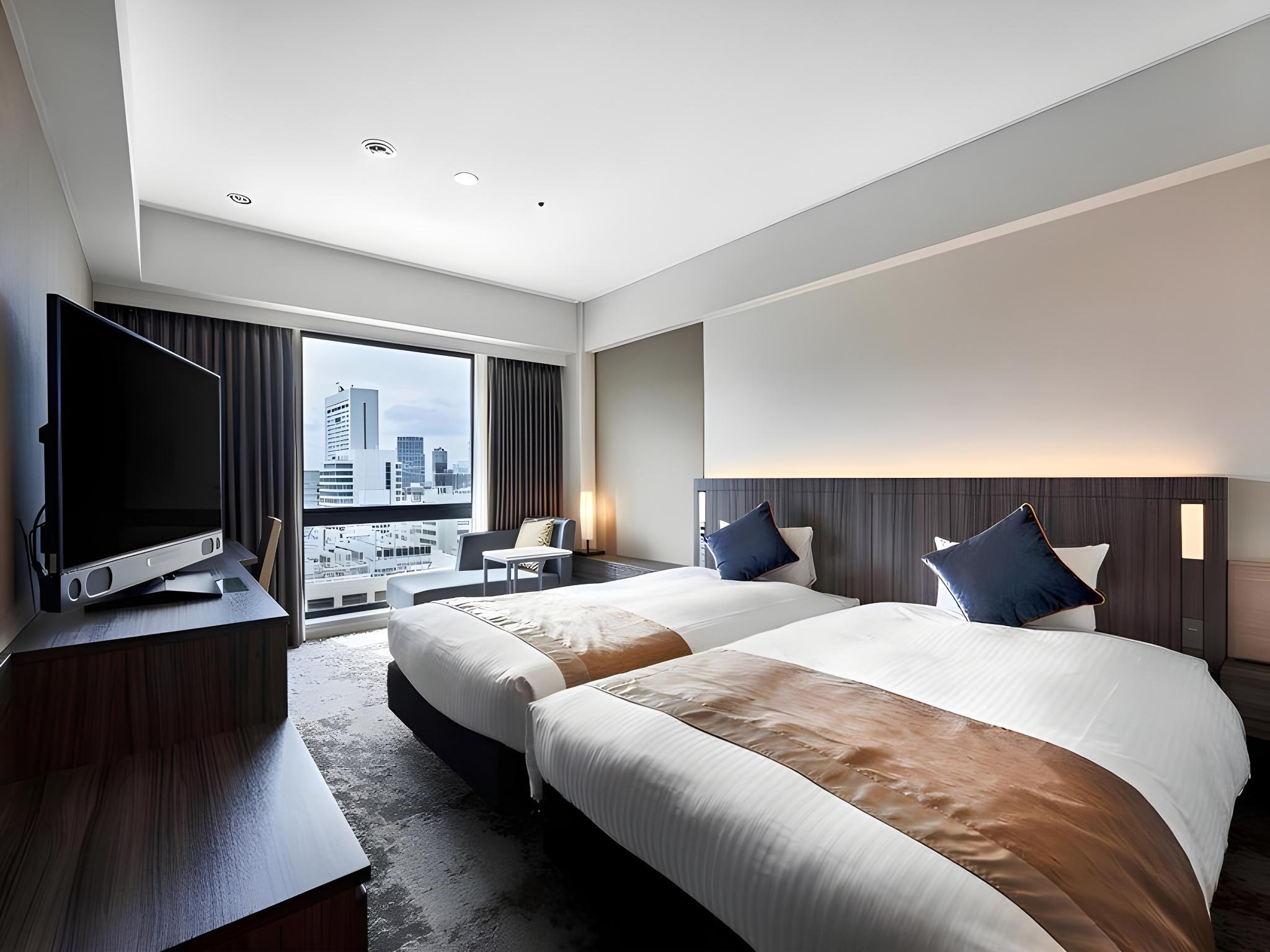 Hollywood, Twin Beds, Smoking