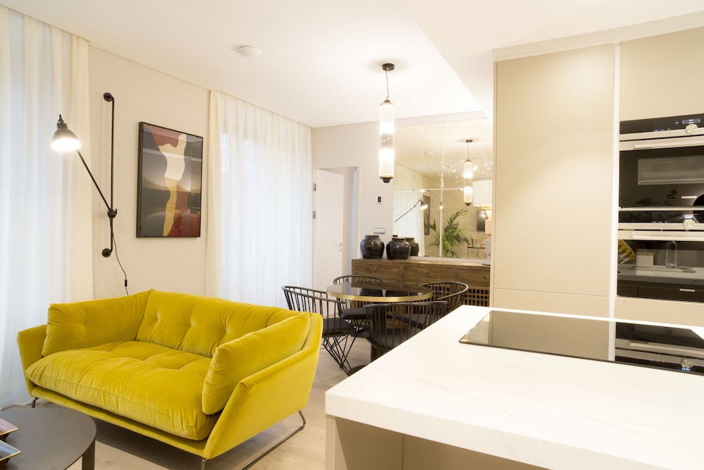 For You Apartments Madrid 24/48