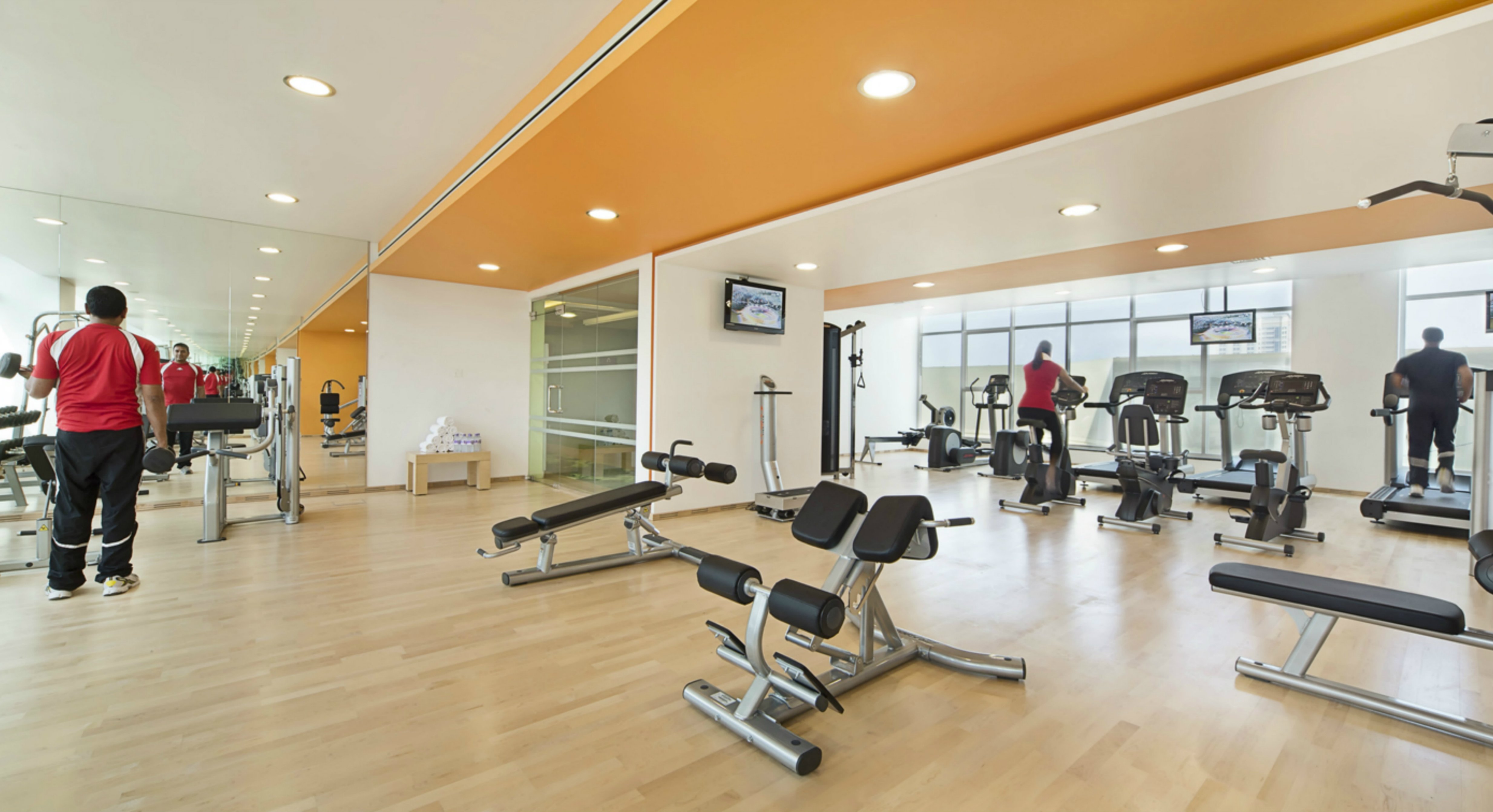 Al Khoory Executive Hotel, Al Wasl 3/7