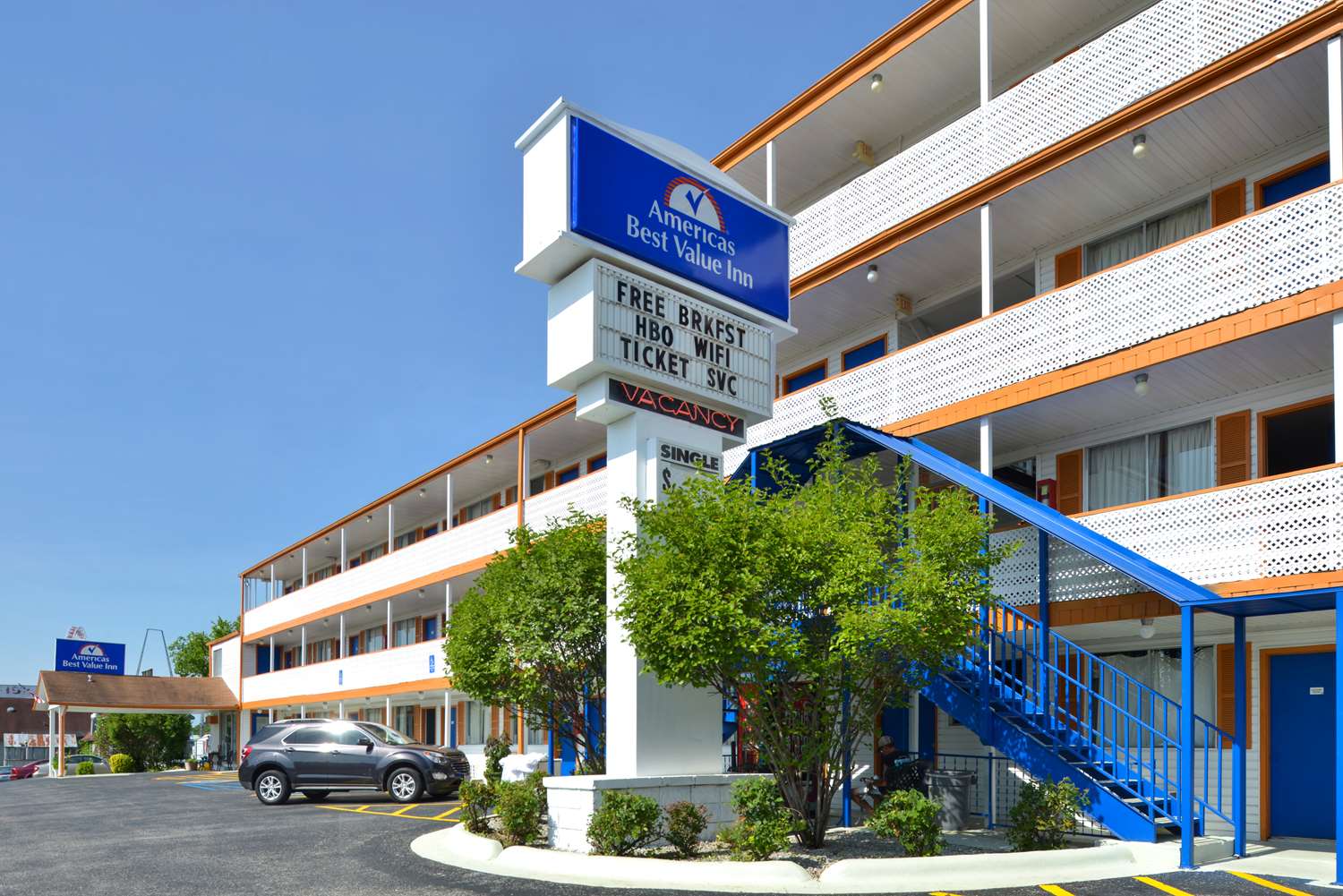 Americas Best Value Inn Suites Branson Near the Strip 31/32