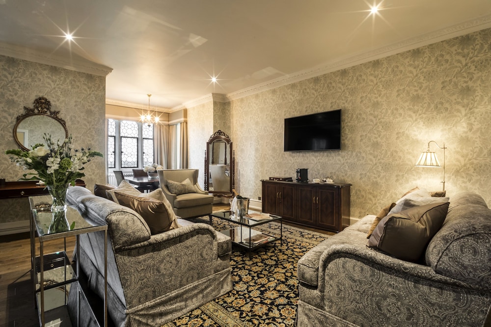 Eastwell Manor Hotel 30/50