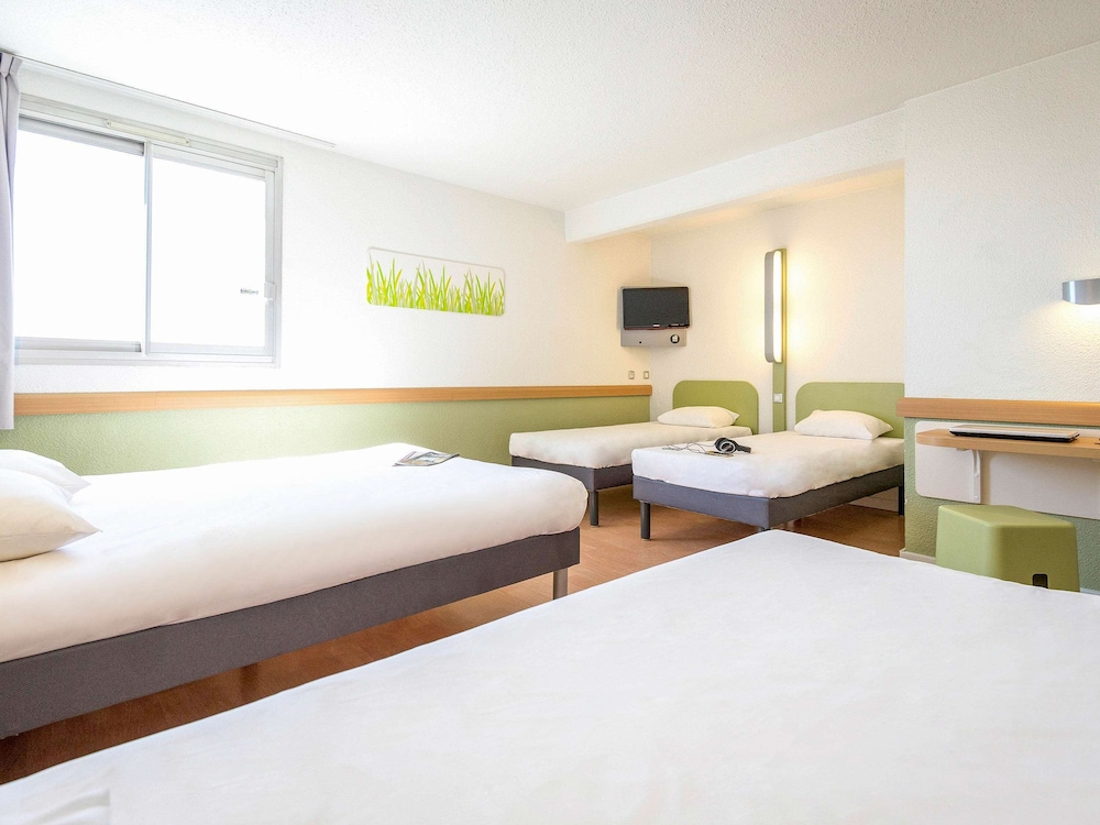 Ibis budget Frejus Saint Raphael Centre et Plage 26/64