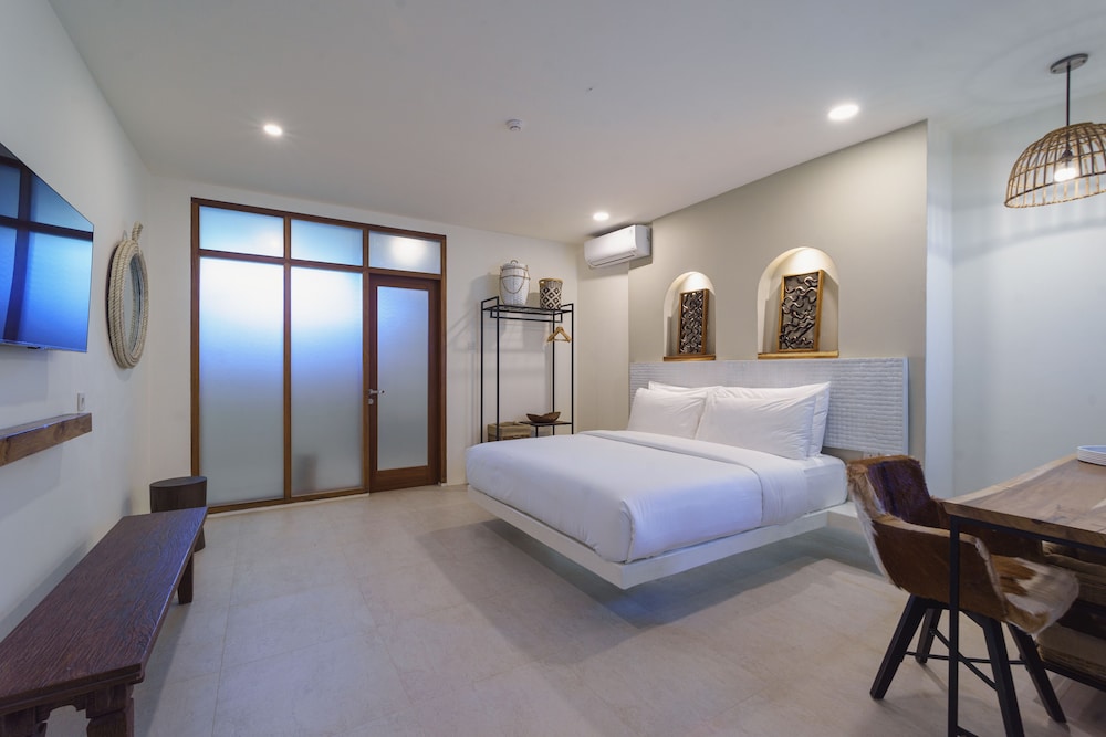 El Tropico Boutique Hotel 12/50