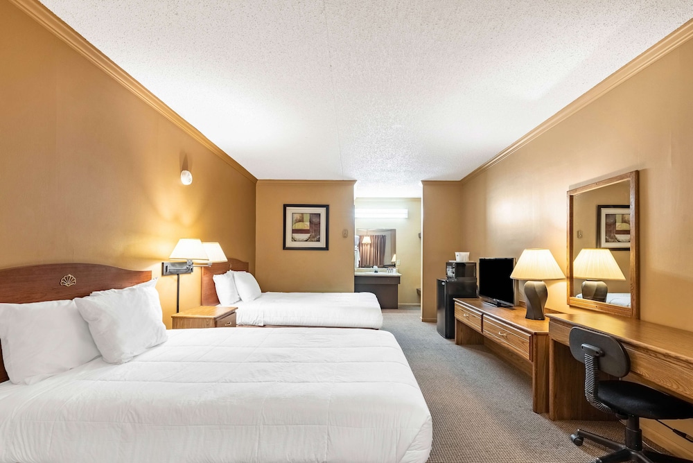 Americas Best Value Inn Suites St Marys 10/35
