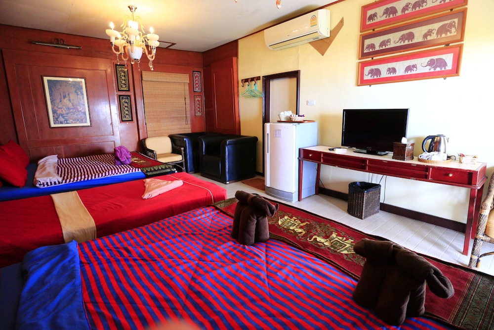 White Sand Beach Resort 44/74
