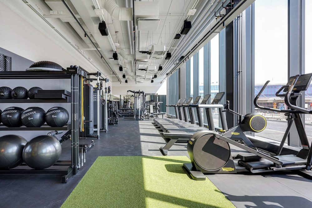 Comfort Hotel Helsinki Airport 33/43