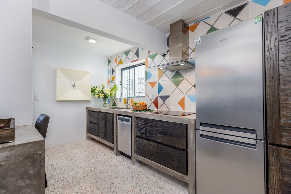 Cuale Condo Retreats 8/50
