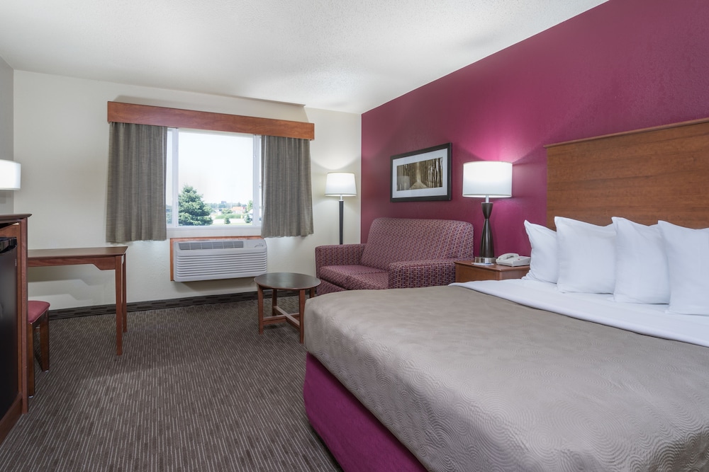 AmericInn by Wyndham Baldwin 12/34