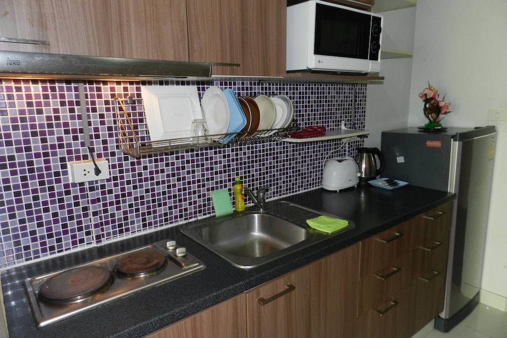 Apartments Alex Group Neocondo Pattaya 100/100