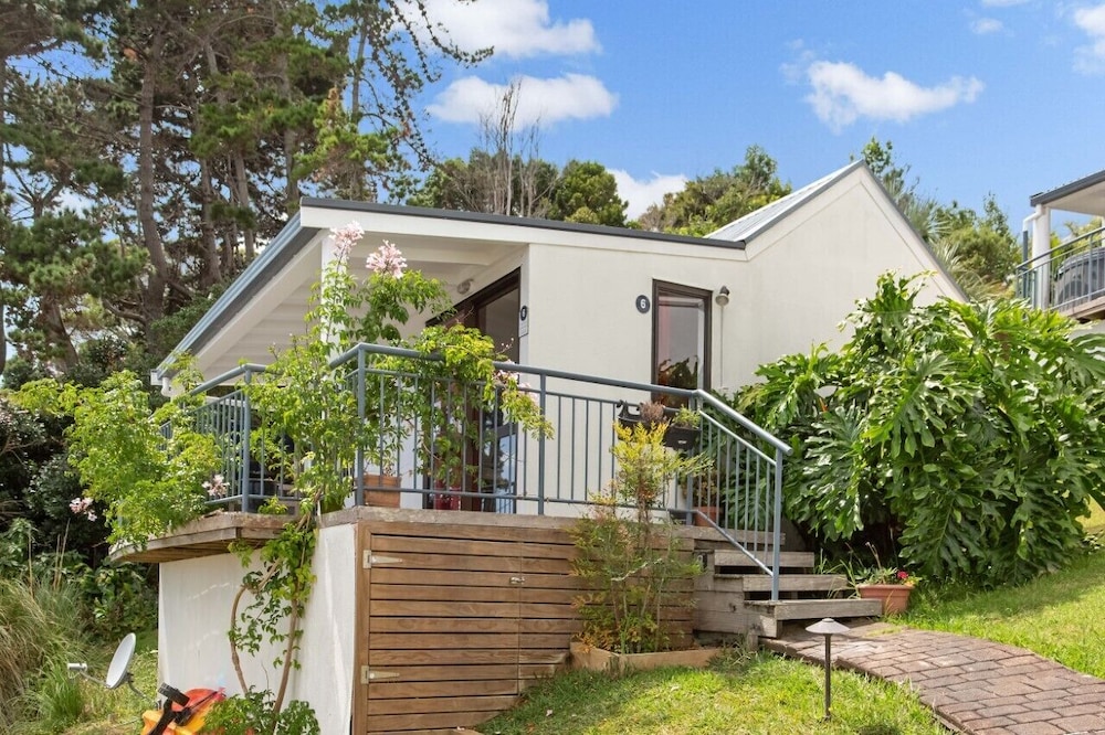 Waiheke Island Resort 64/70
