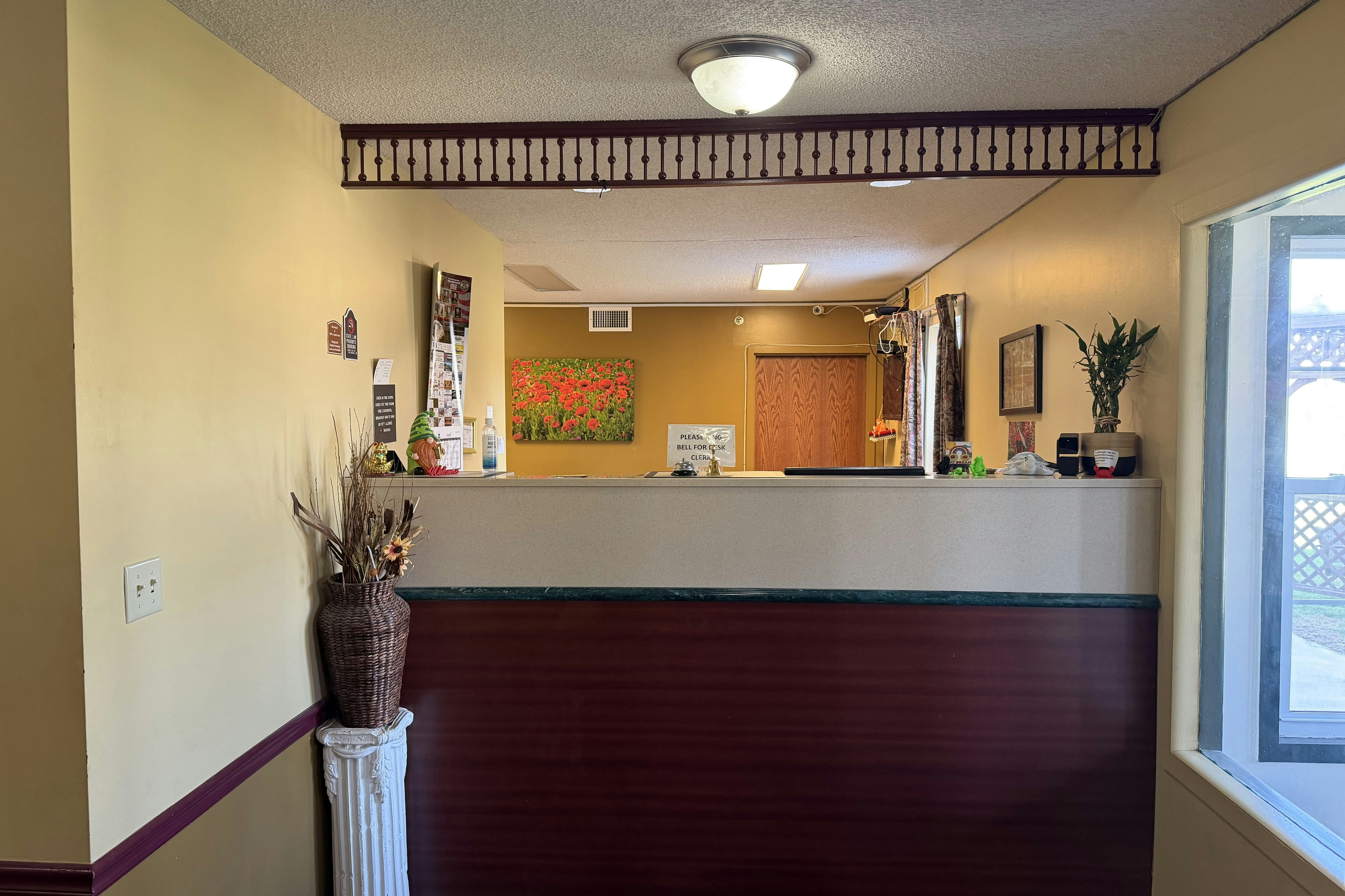 Econo Lodge Rockville 13/75