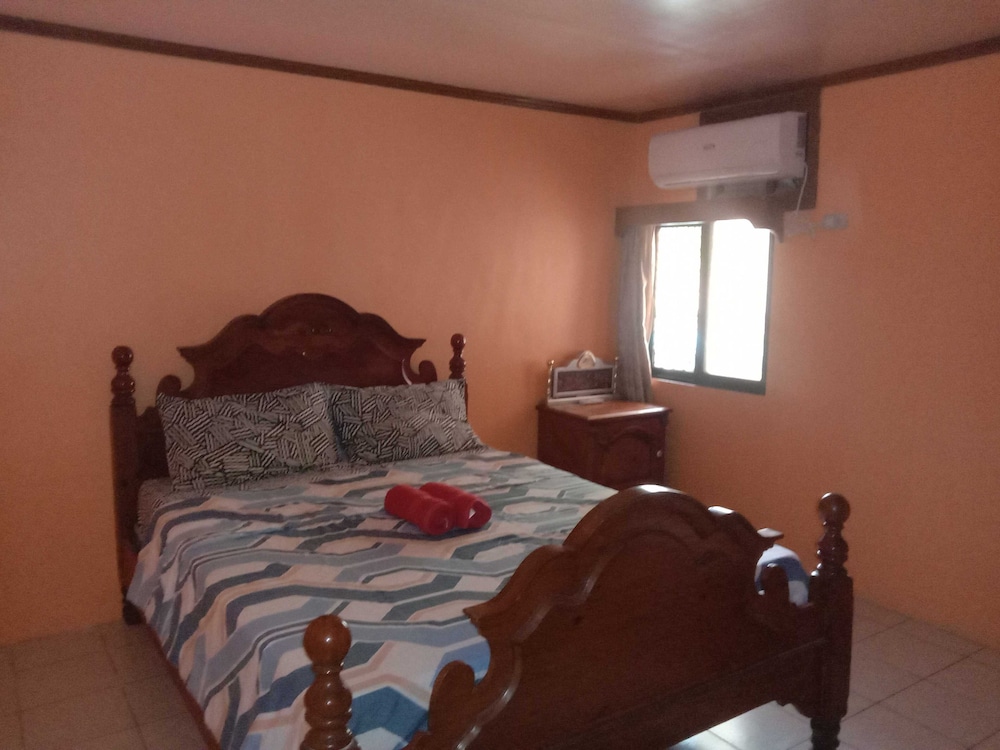 1St Street Park Apartelle 21/55