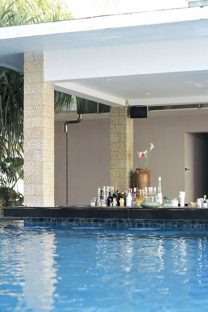 BINTANG KUTA HOTEL 10/61