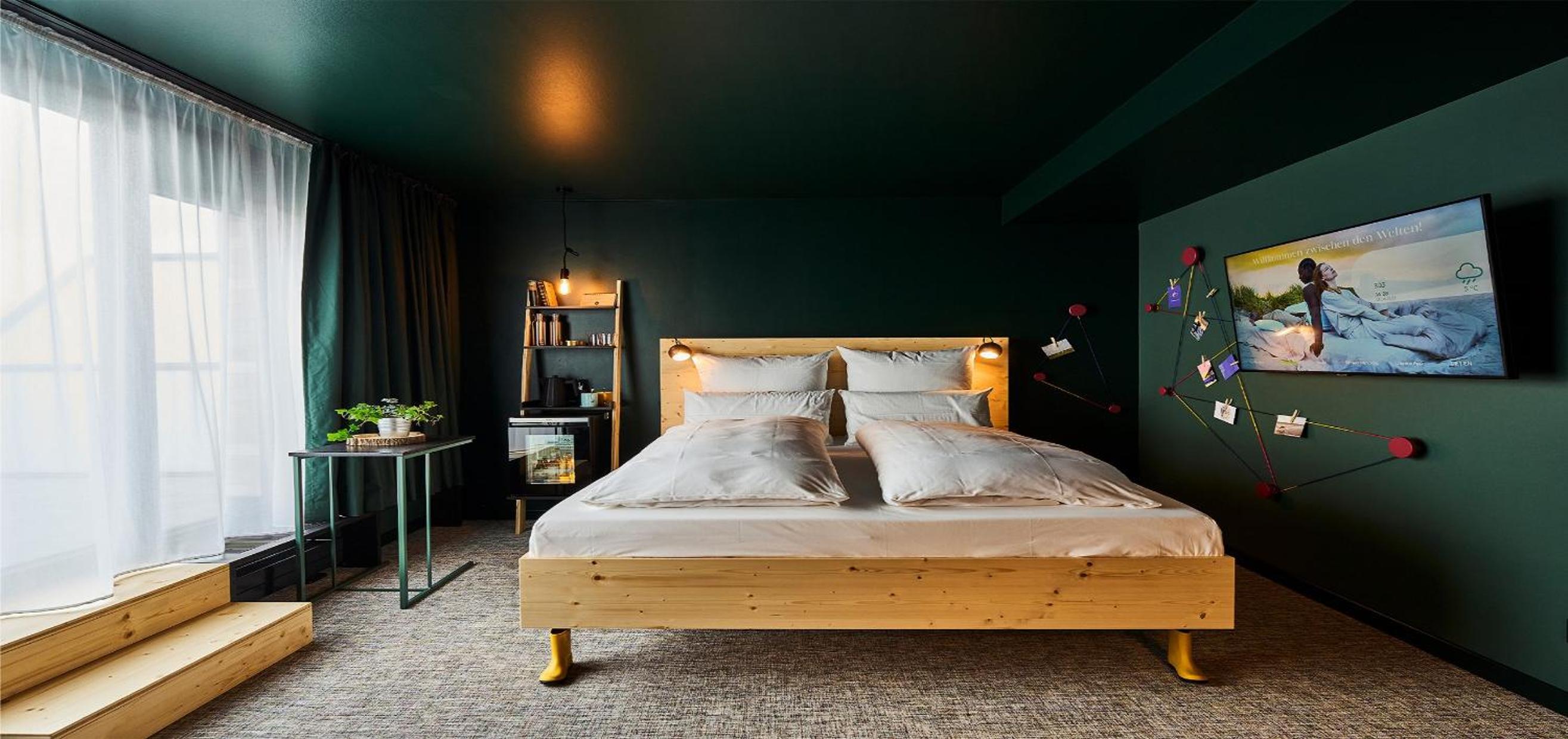 Double Bed, Dune View