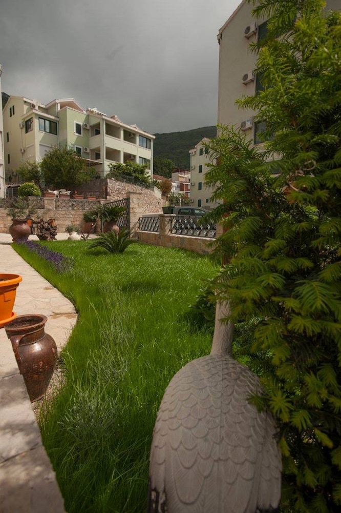 Guest House Medin 43/50