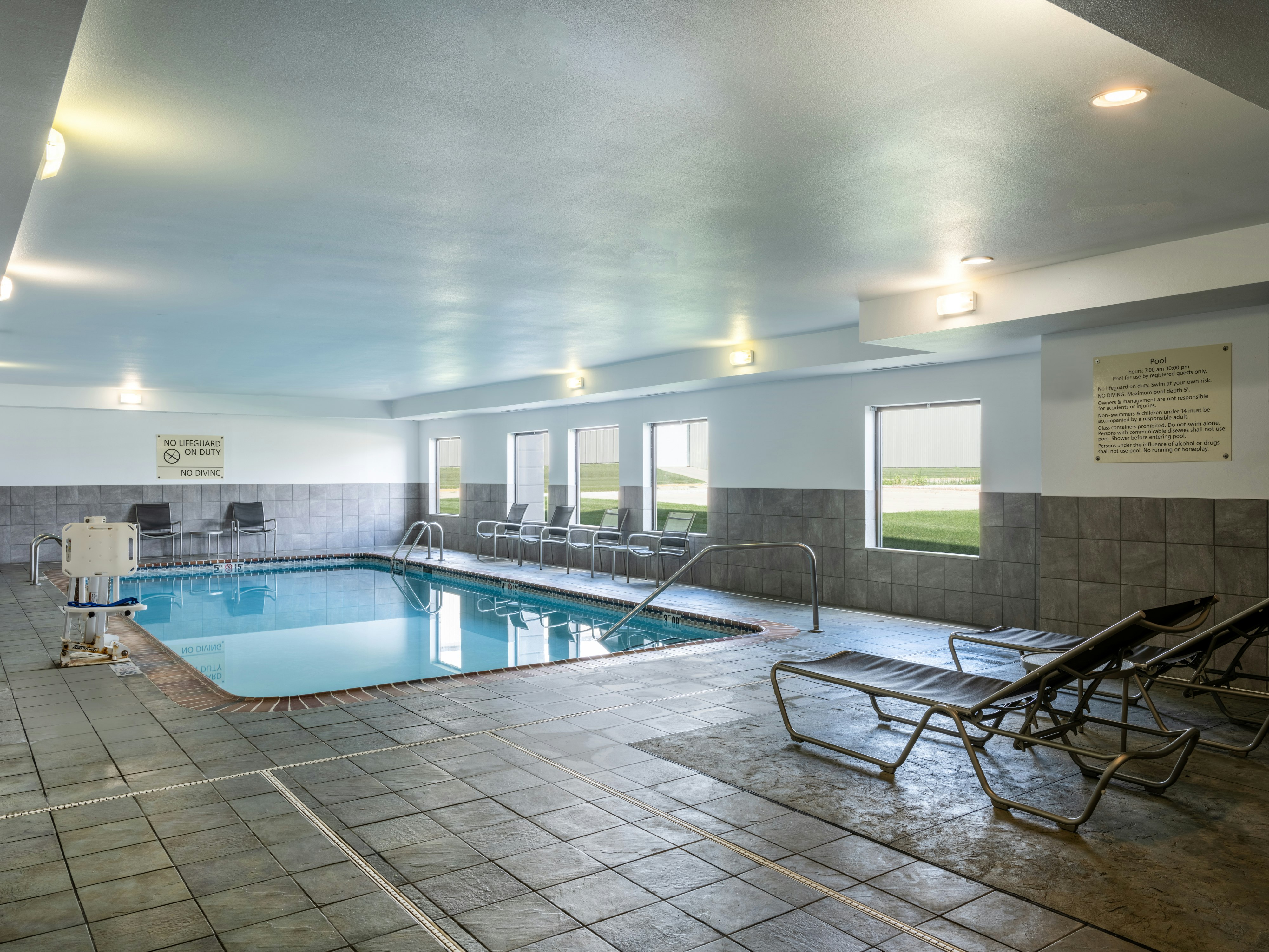 Hampton Inn Suites Cedar Rapids North 40/40