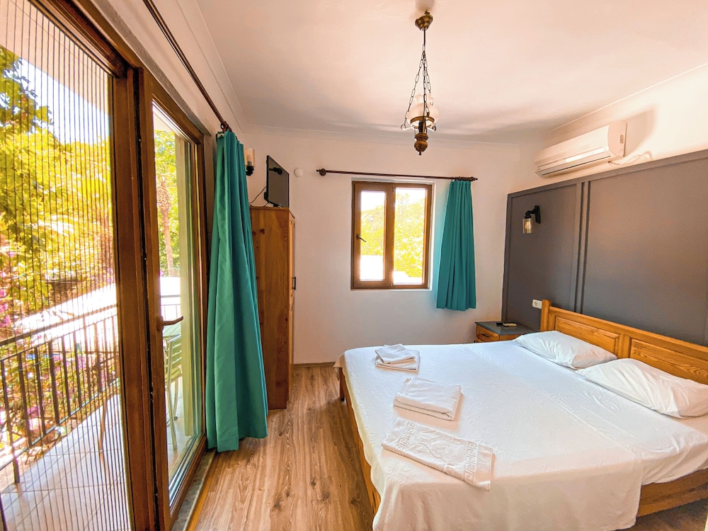 Adrasan River Hotel 2/15