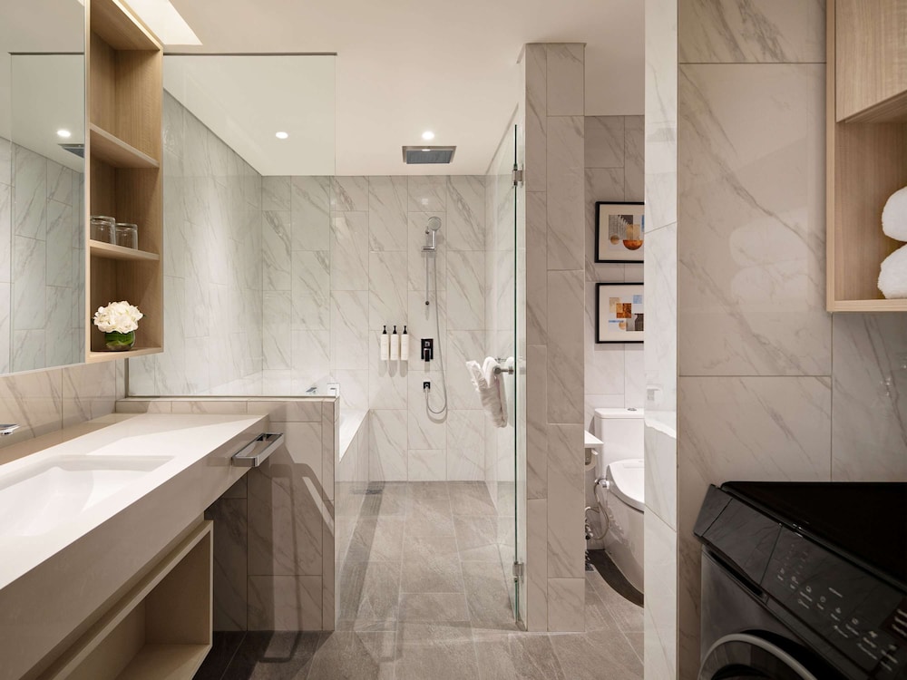 1 BEDROOM, SWISS ADVANTAGE, APARTMENT