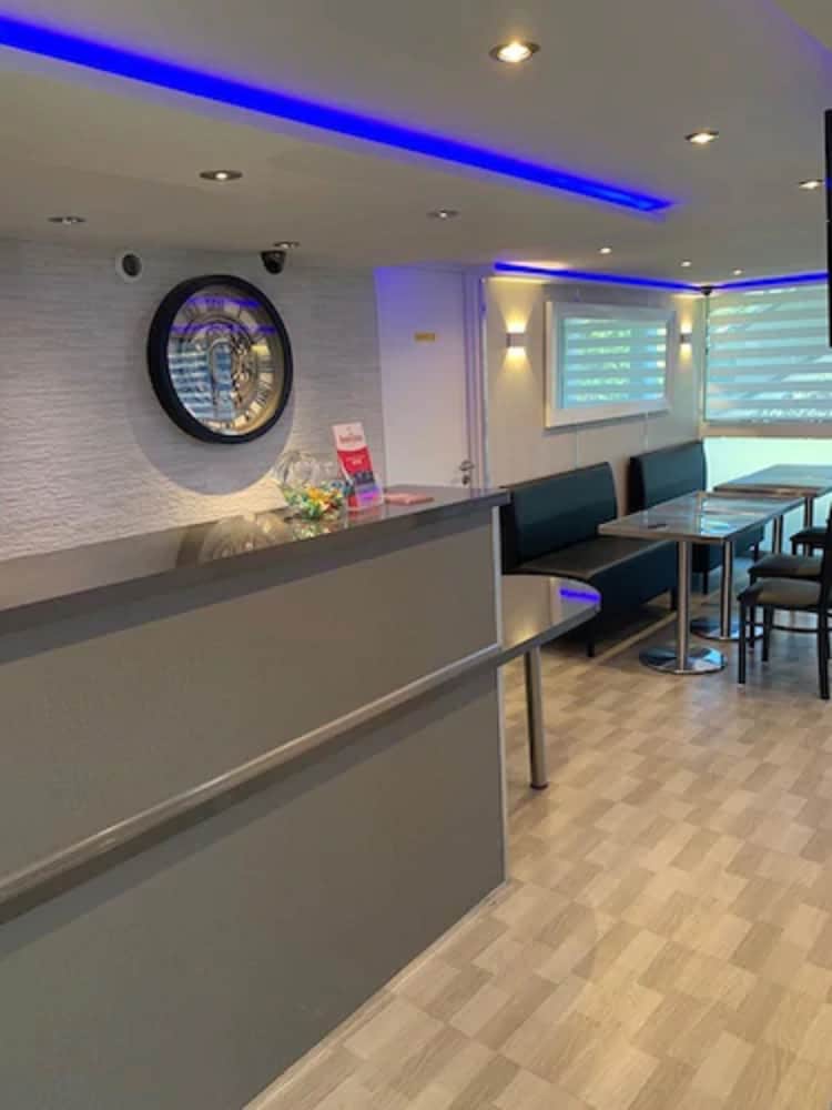 Fasthotel Roissy Saint Witz 10/50