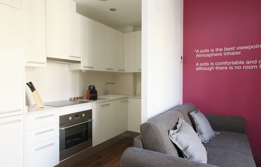 MH Apartments Suites 17/27