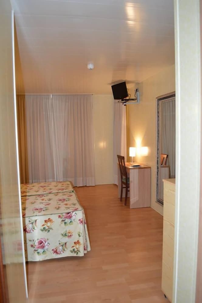 Hotel Bedoya 12/32