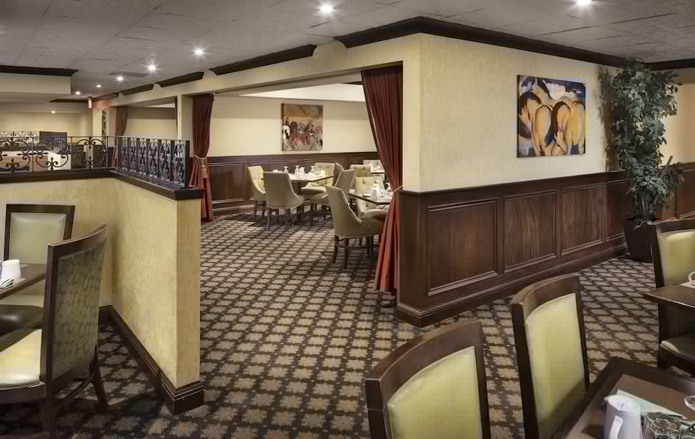 Crowne Plaza Louisville Airport Expo Center 59/79