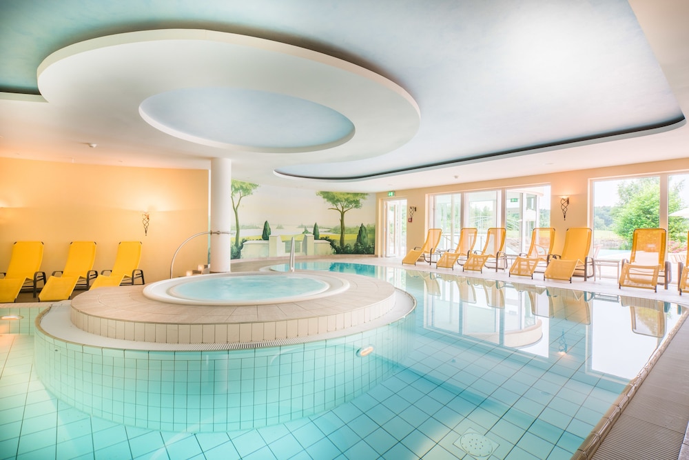 Best Western Premier Castanea Resort Hotel 7/48