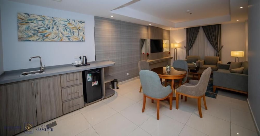فندق روفوتيل(ROVOTEL HOTEL) 30/40