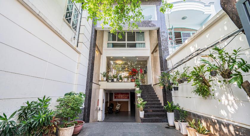 Cozrum - Love Hotel Tran Binh Trong 4/54