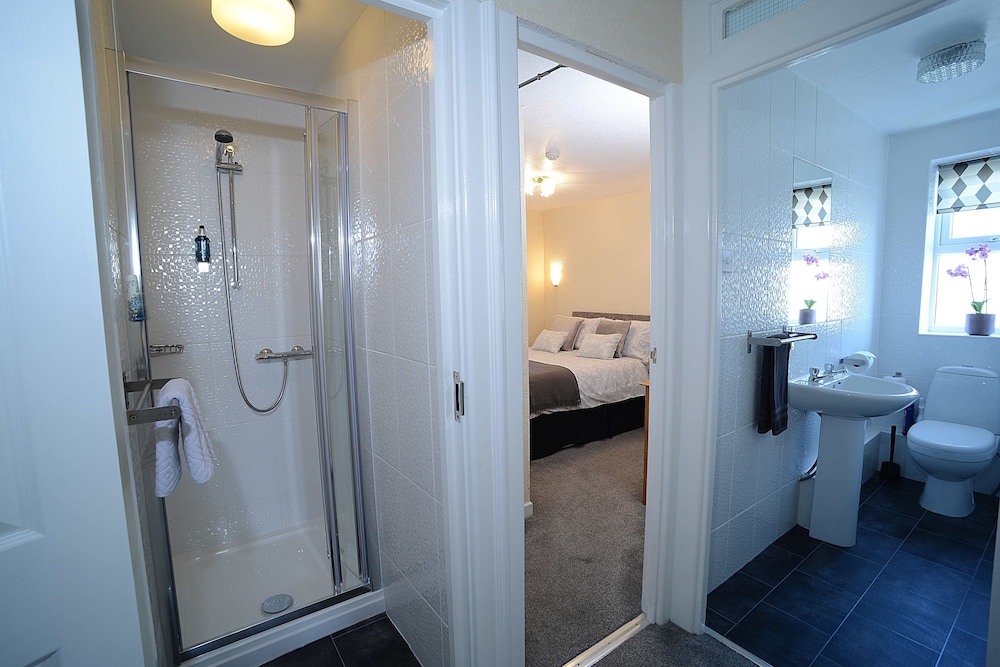 1 Bedroom, Apartment, Double Bed, Sofa