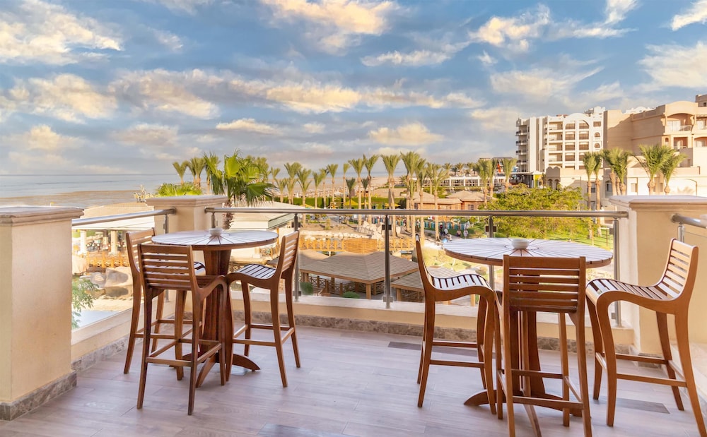 Tropitel Sahl Hasheesh 56/82