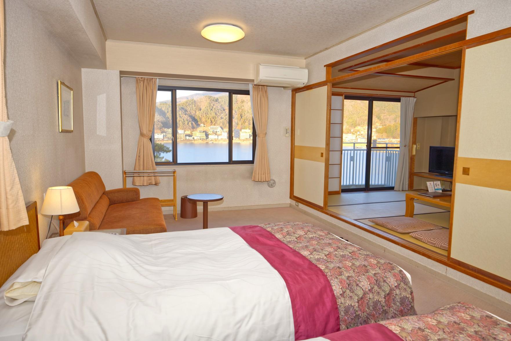 Japanese Western, Lake View, East Wing
