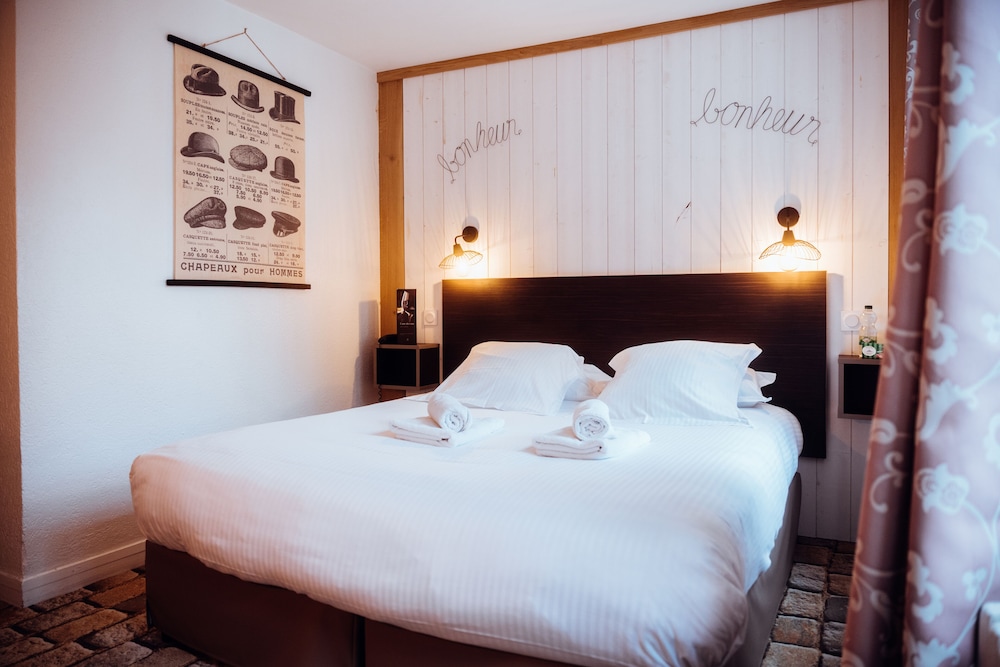 Hotel Du Dauphin Les Loges 12/50