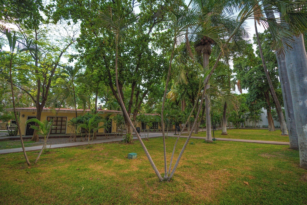 InHouse Select Hacienda Tres Rios 36/70