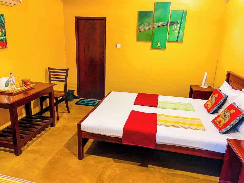 Niyagala Lodge 11/50
