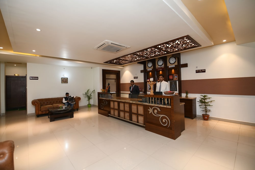 Hotel Jataka Inn 3/38
