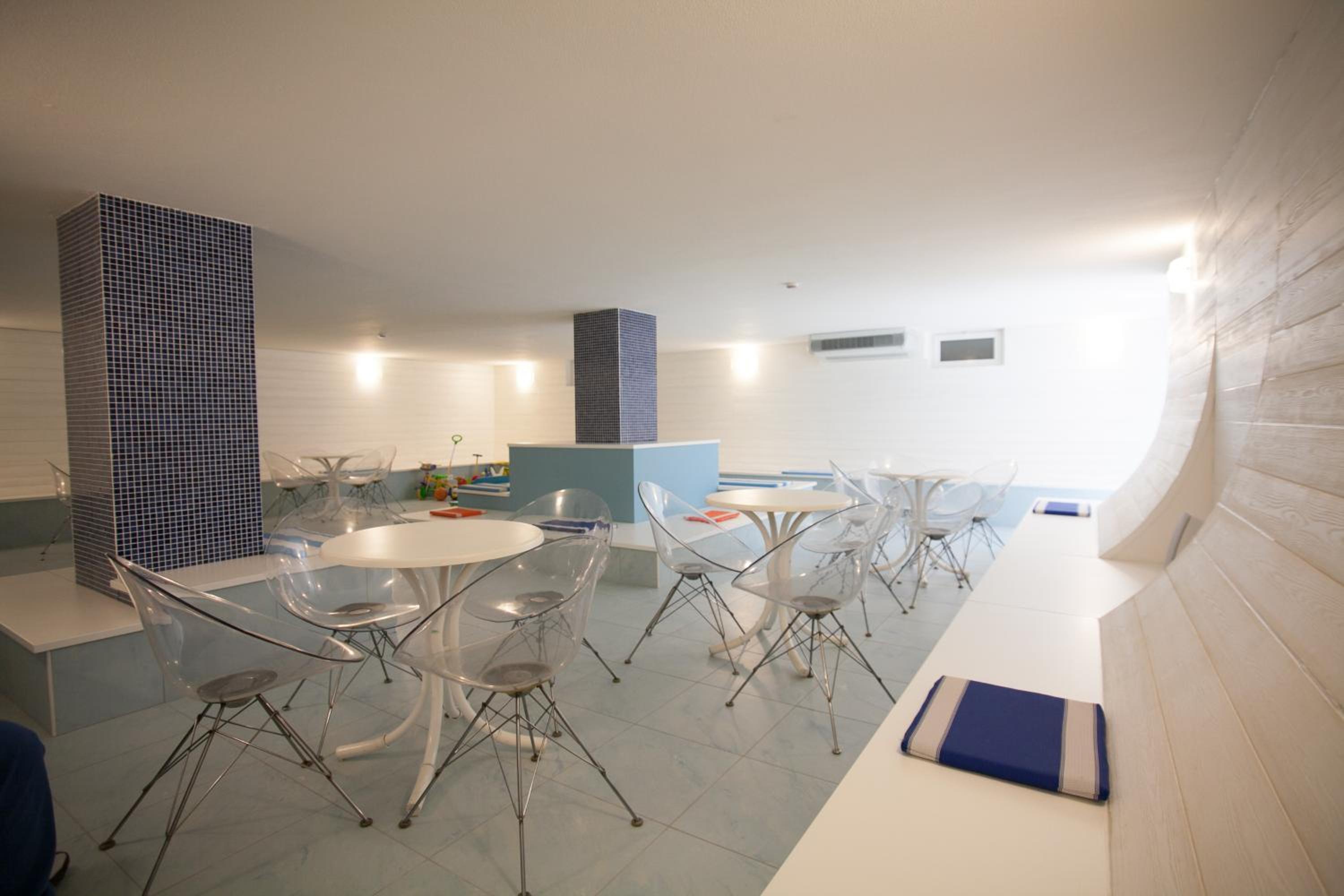 Hotel Meritime 25/50