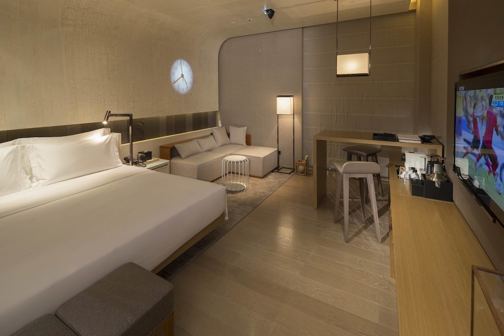 Hui Hotel 24/65