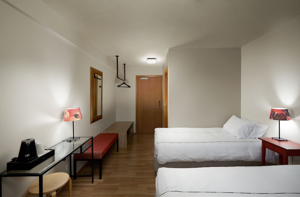 Hofn - Berjaya Iceland Hotels 13/24