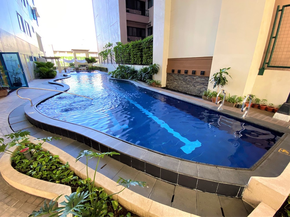 One Pacific Place Serviced Residences 19/38