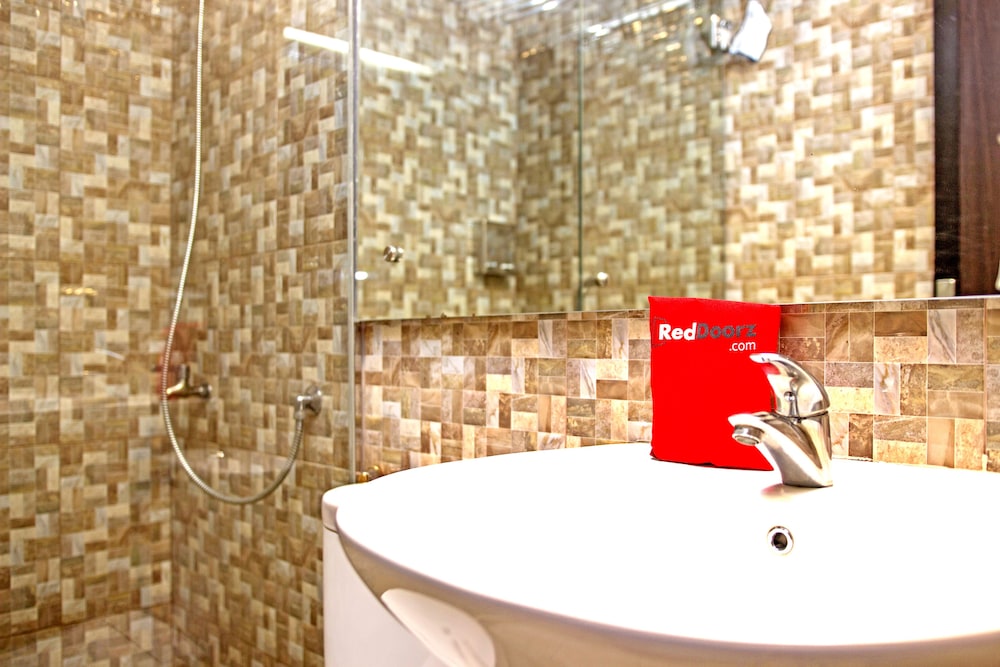 Reddoorz Near Trans Studio Mall 2 19/21