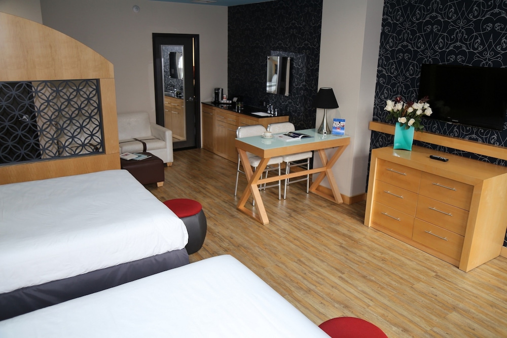 TRYP, PREMIUM, MULTIPLE BEDS