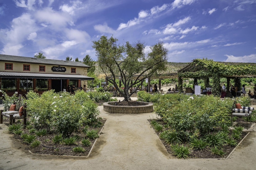 Europa Village Wineries and Resort 45/50
