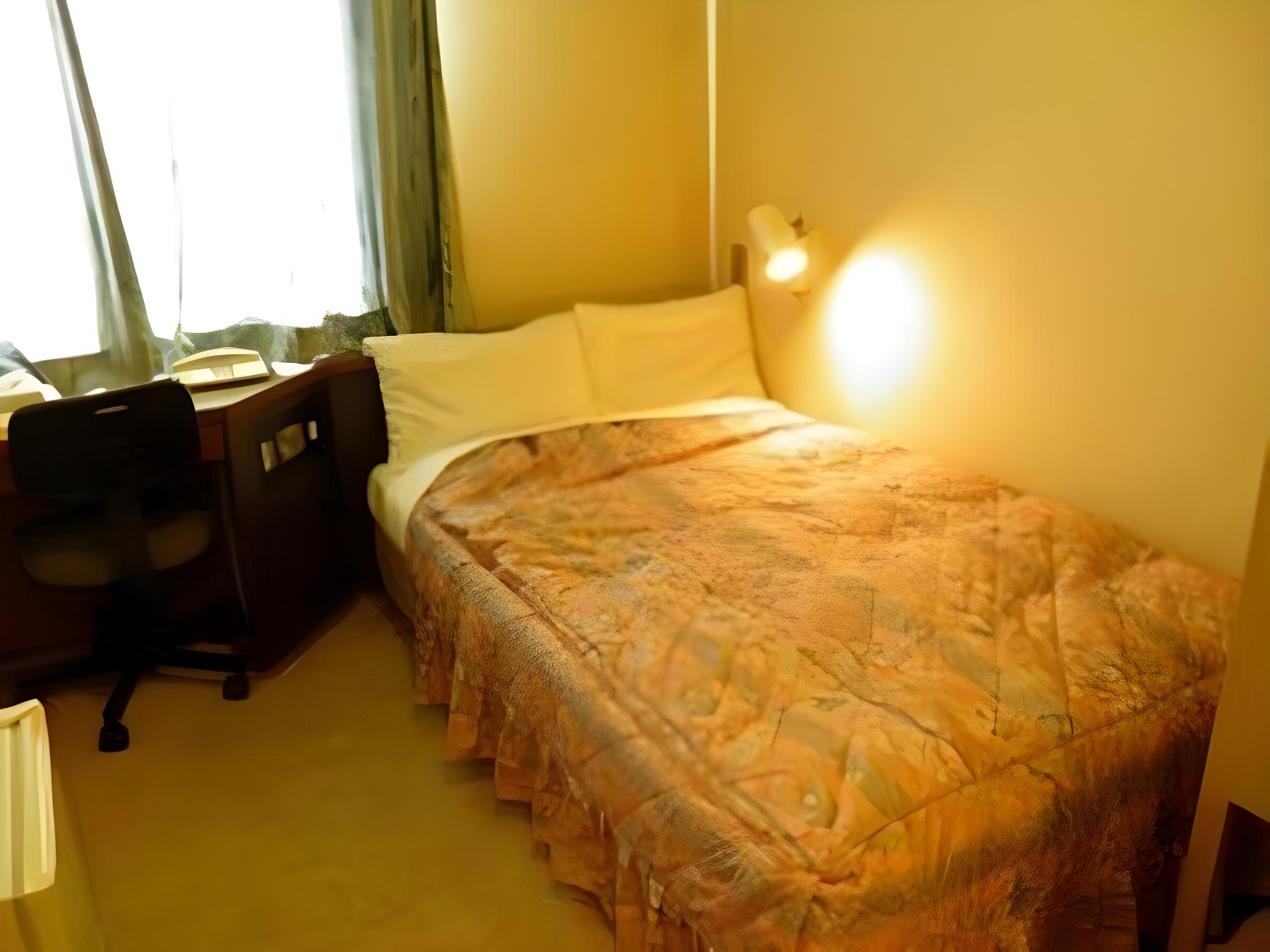 Semi Room, Semi Double Bed
