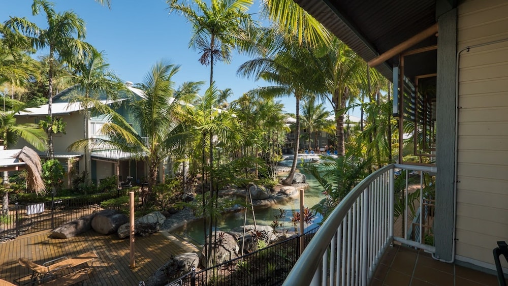 Marlin Cove Resort 68/72