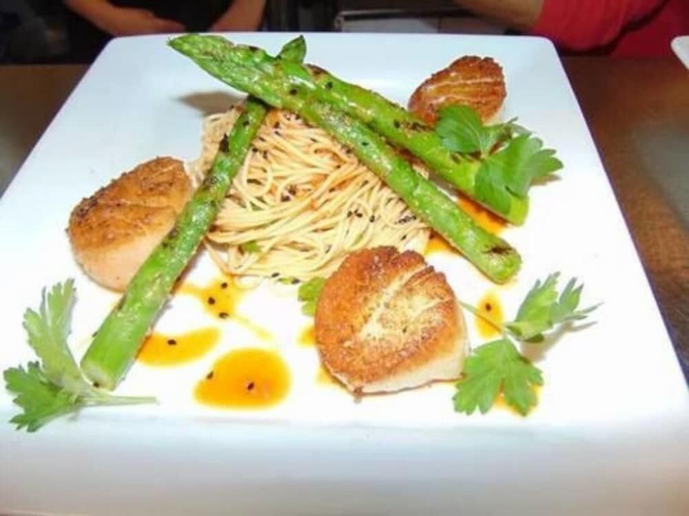 Camelot Restaurant Inn 27/50