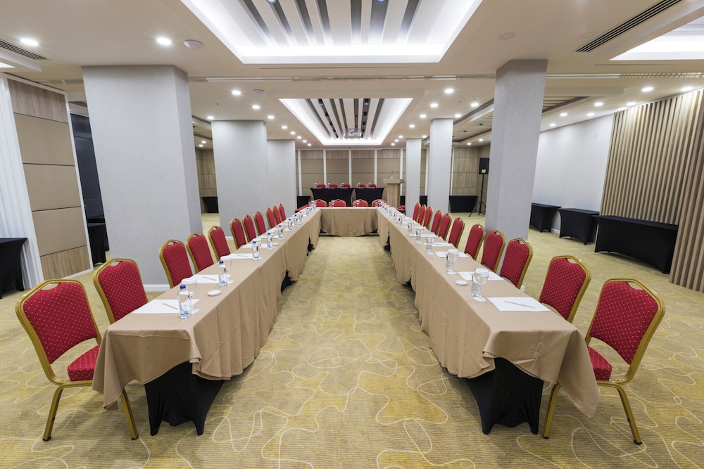 Keykan Hotel 26/29